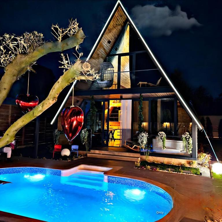 7_Sense_Nature_Resort_202412251818210_d_ekim_gece