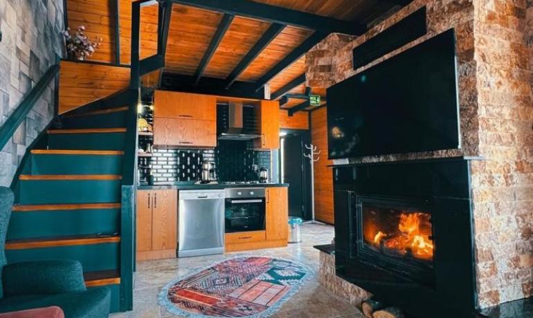 Ruby 4 Plus Bungalow
